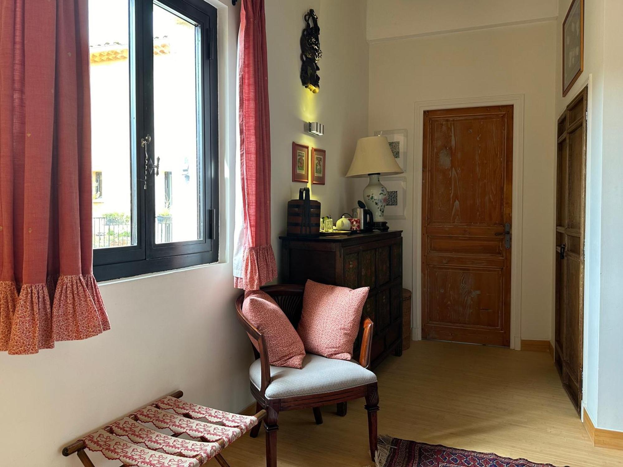La Cour Carree Bed and Breakfast Rustrel Eksteriør billede